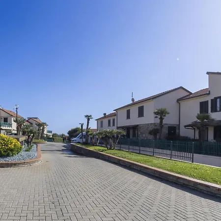 Le Margherite-13 By Interhome Daire